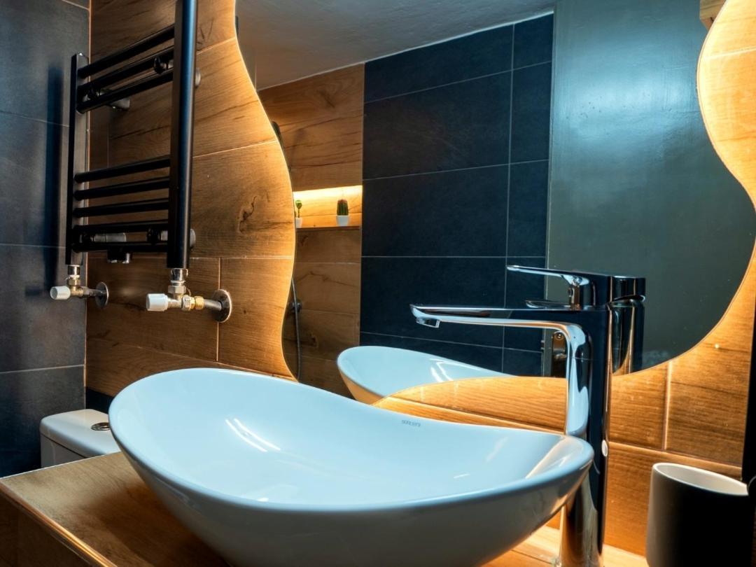 Sky View Suite Serres Esterno foto
